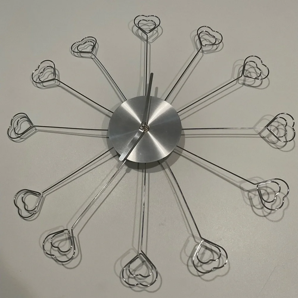 ☀️☀️Wall Silver Clock, 15” diameter